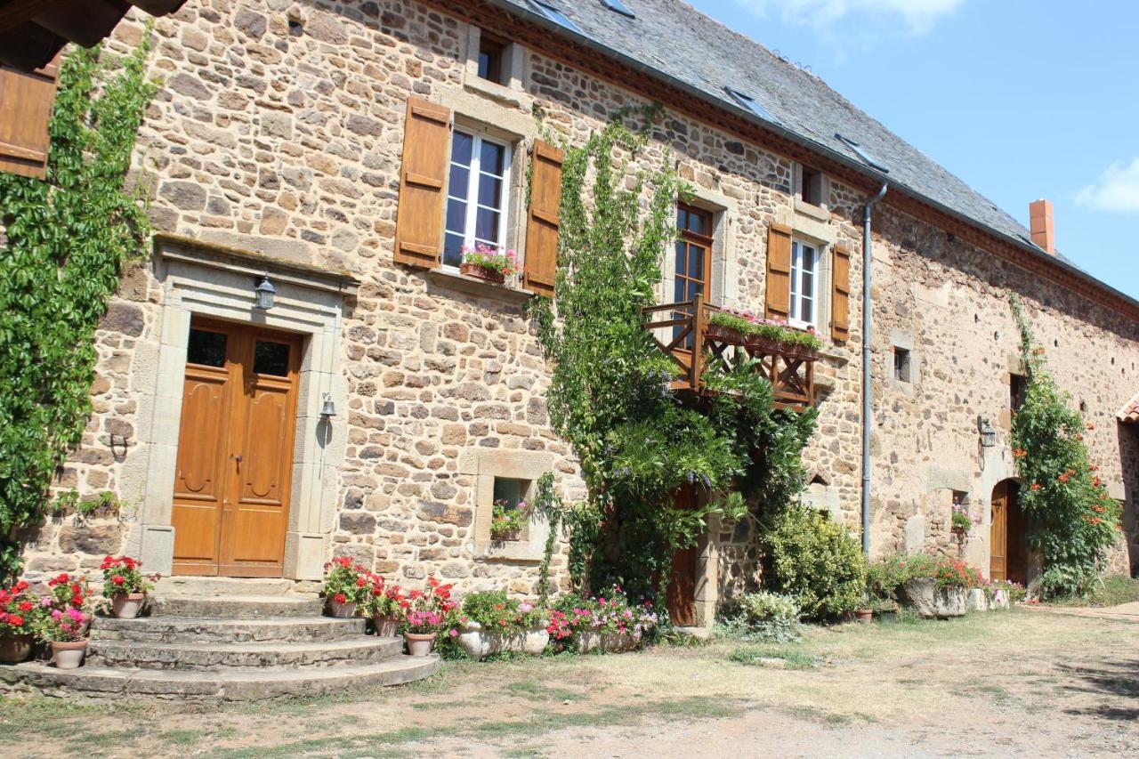 Gites De Lez Laguépie Exterior photo